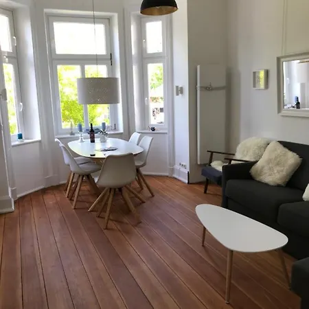 Wakenitz Apartment *